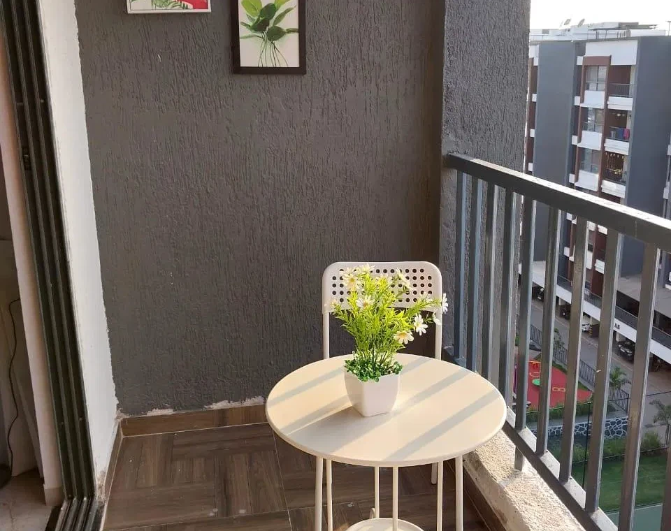 2BHK Service Apartments for Expats in Viman Nagar Pune