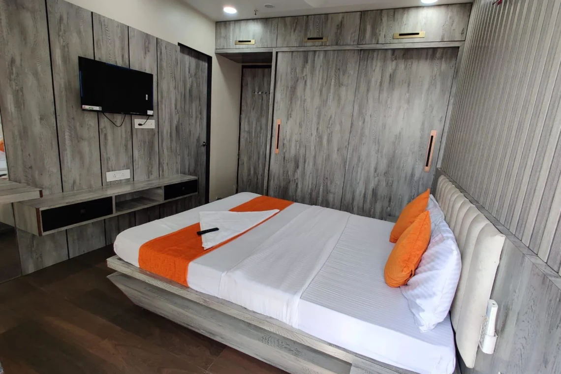 3 Bedroom Service Apartments for Expats in Magarpatta City Pune