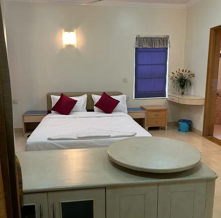 3BHK Service Apartments for Expats in Kalyani Nagar Pune