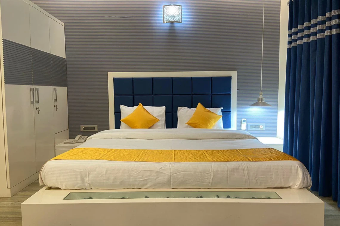 Exclusive 4BHK Service Apartments for Expats in Baner Pune