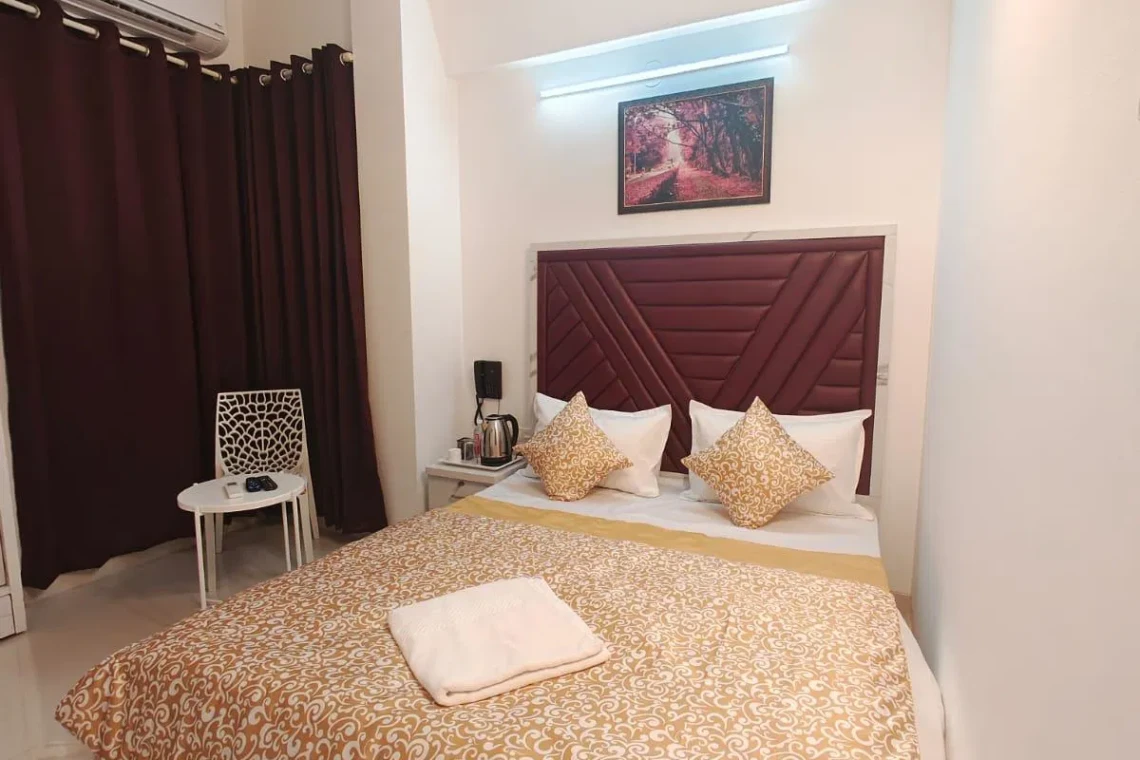 Premium 2BHK Service Apartments for Expats in Baner