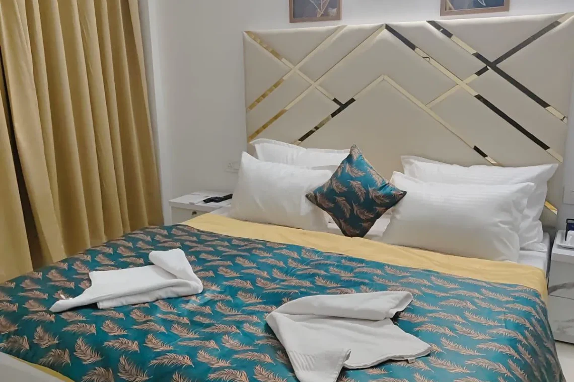 Premium 2BHK Service Apartments for Expats in Baner