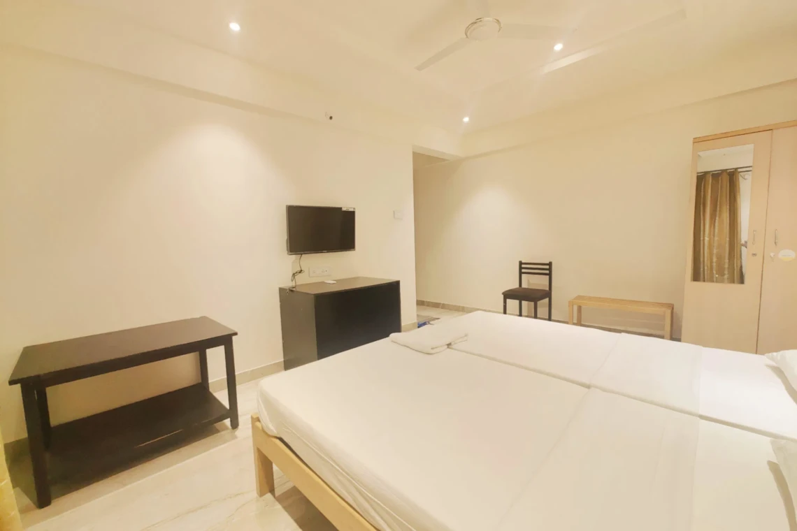 Premium 4BHK Service Apartments for Expats in Balewadi Pune