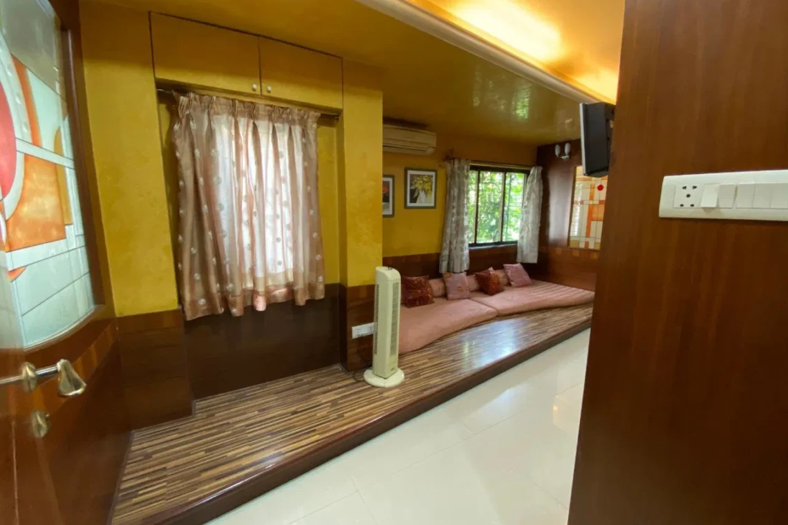 Premium 5BHK Villa Service Apartments for Expats in Baner
