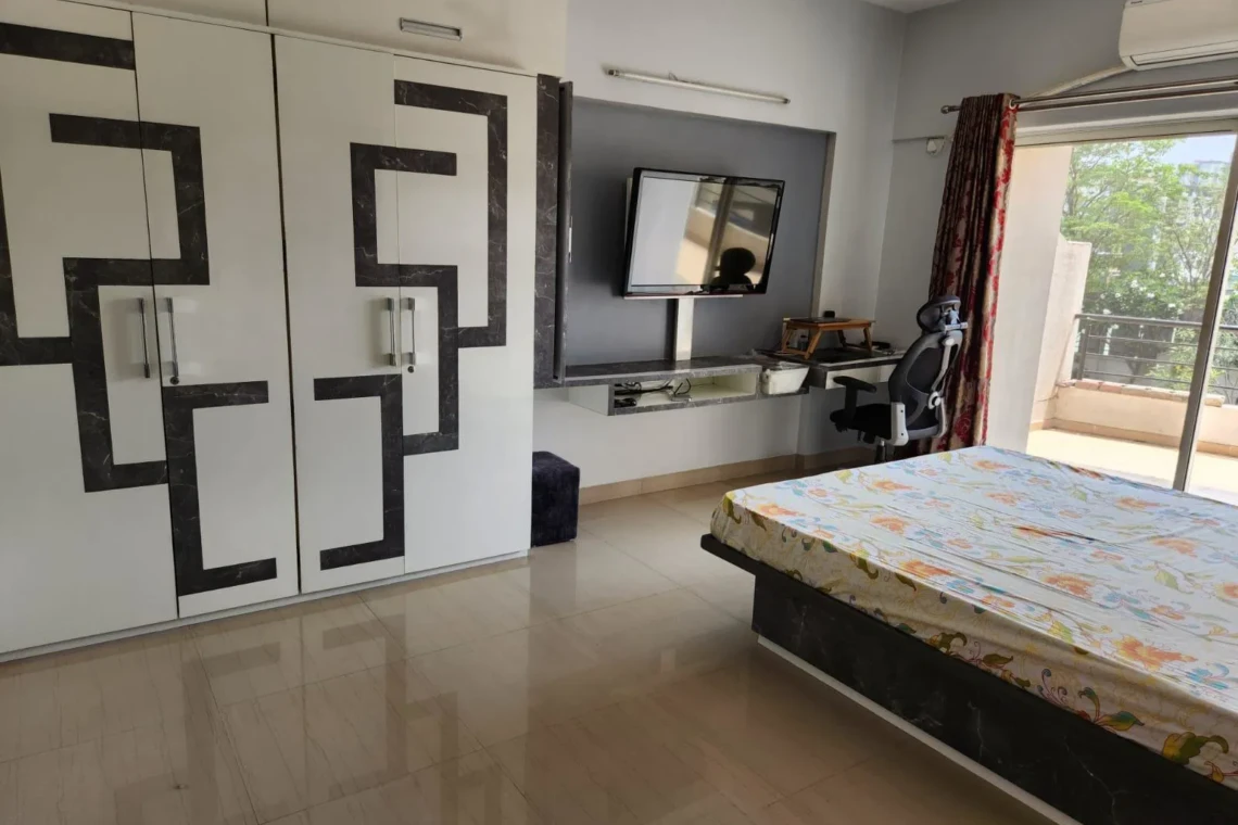 Spacious 4BHK Service Apartments for Expats in Kalyani Nagar