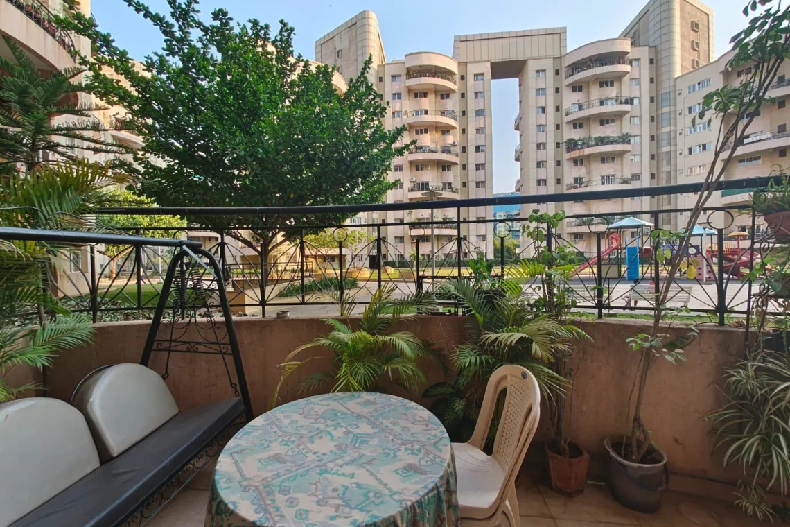 Spacious 4BHK Service Apartments for Expats in Magarpatta City Pune