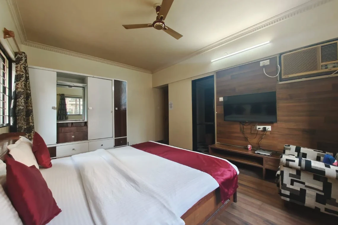 Spacious 4BHK Service Apartments for Expats in Magarpatta City Pune