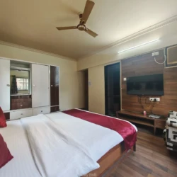 Spacious 4BHK Service Apartments for Expats in Magarpatta City Pune