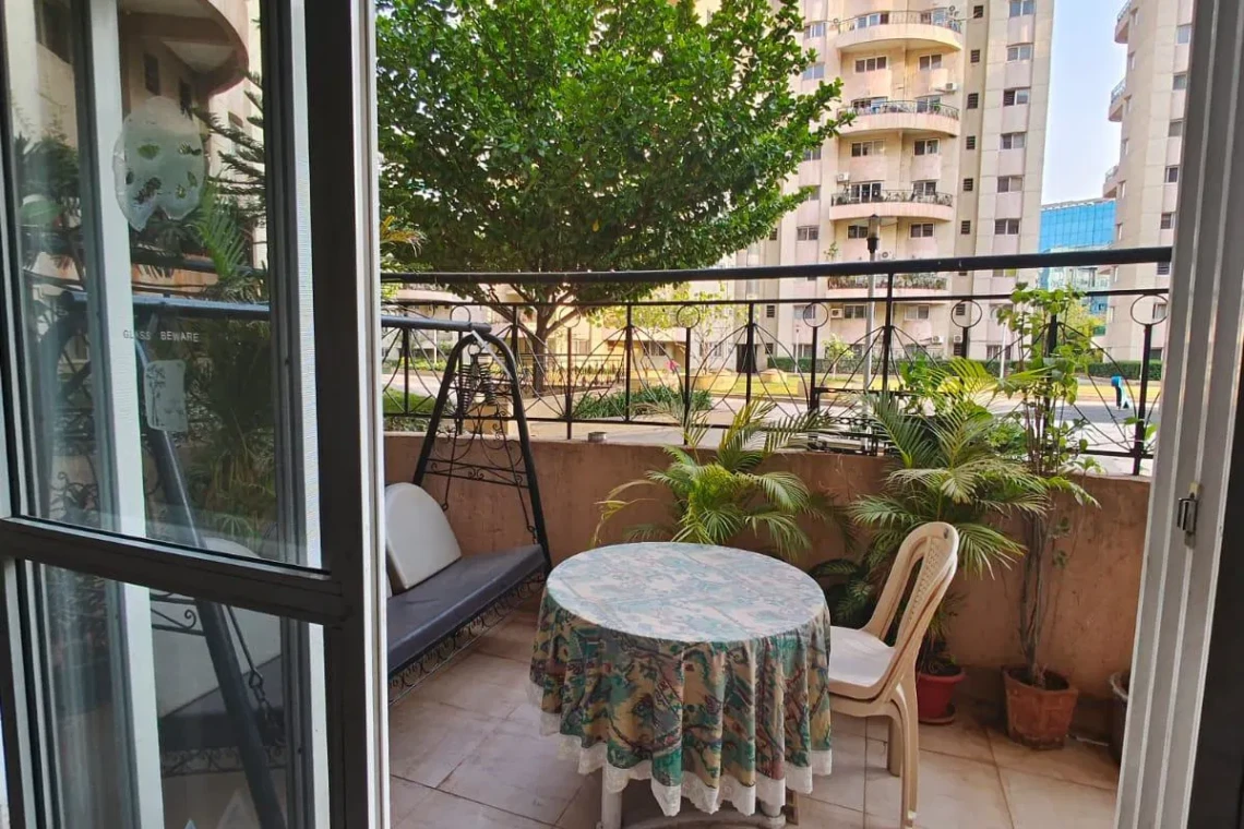 Spacious 4BHK Service Apartments for Expats in Magarpatta City Pune