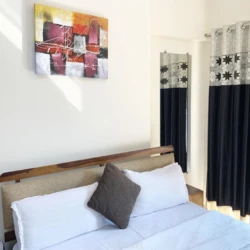 Standard 2BHK Service Apartments for Expats in koregaon Park