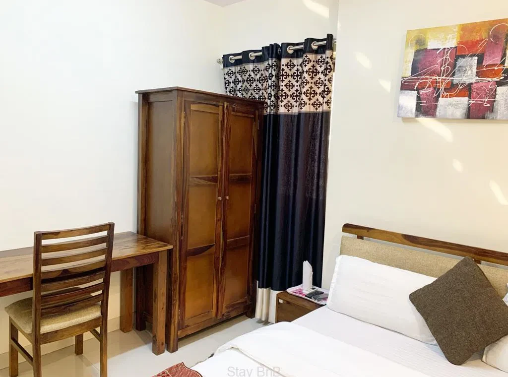 Standard 2BHK Service Apartments for Expats in koregaon Park
