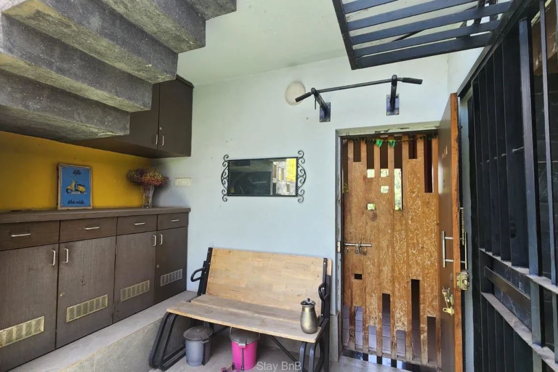 Stylish 3BHK Service Apartments for Expats in Kharadi Pune