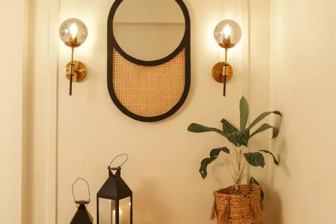 2BHK Service Apartments for Expats in Viman Nagar Pune