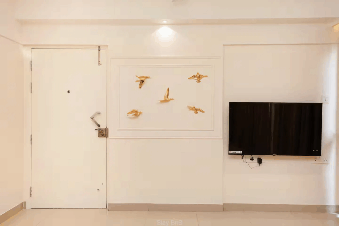 Exclusive 2BHK Service Apartments for Expats in Koregaon Park, Pune