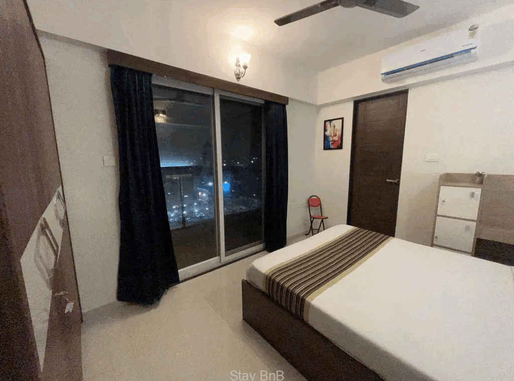 Spacious 2BHK Service Apartments for Expats in Viman Nagar, Pune