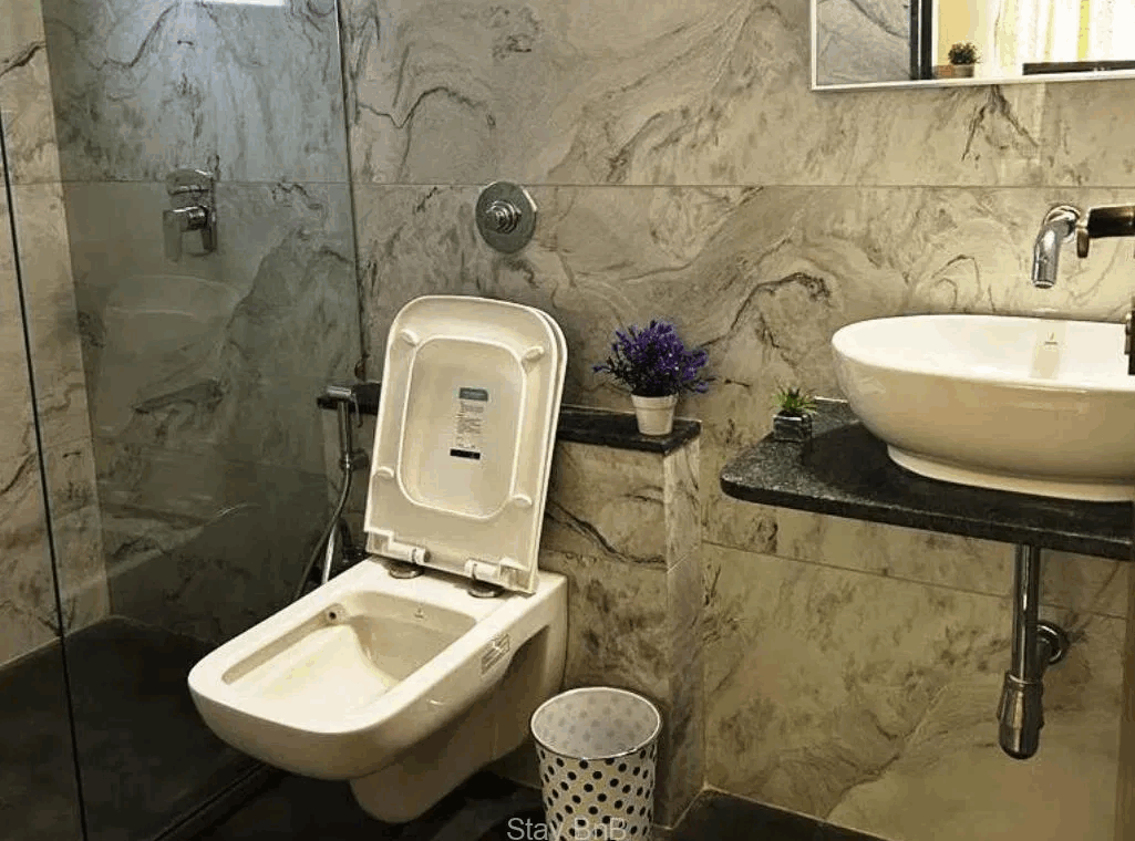 Spacious 2BHK Service Apartments for Expats in Viman Nagar, Pune