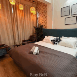 Standard 1BHK Service Apartments for Expats in Koregaon Park Pune
