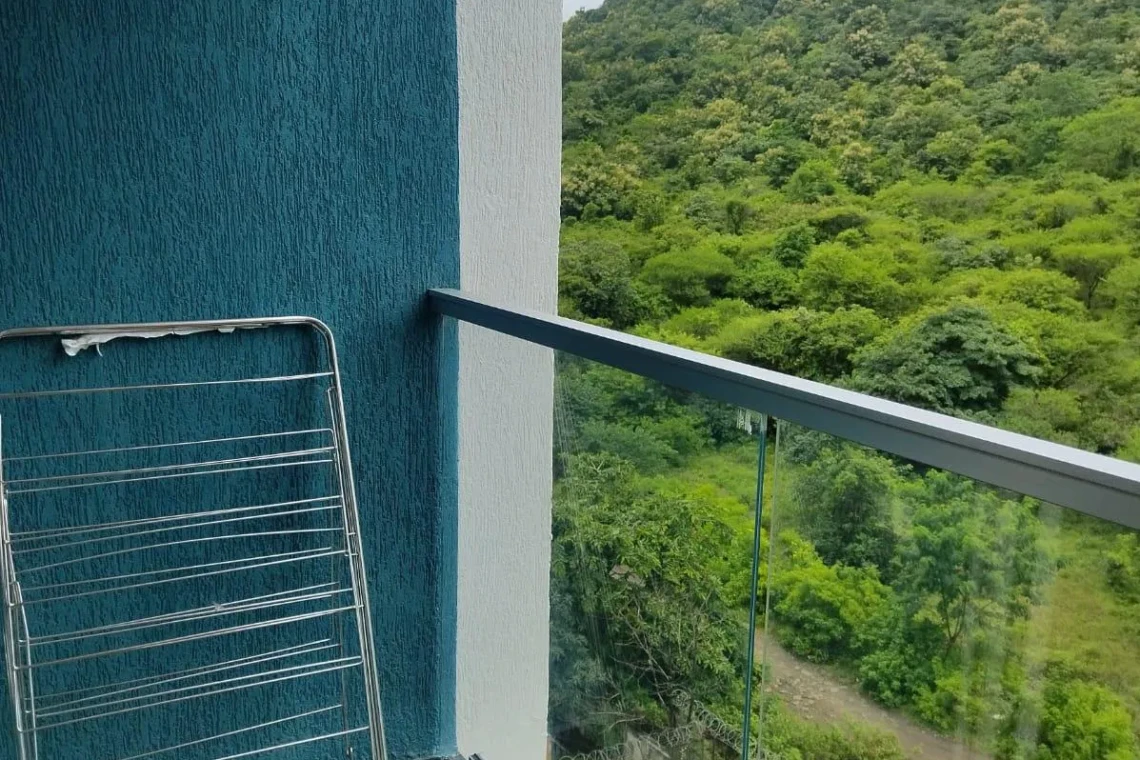 Standard 2BHK Service Apartments for Expats in Hinjewadi Phase3