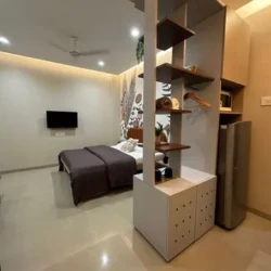 Studio Service Apartments for Expats in Koregaon Park Annex, Pune