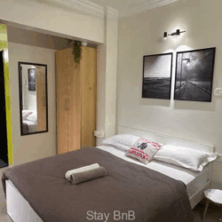 Studio Service Apartments for Expats in Koregaon Park Annex, Pune